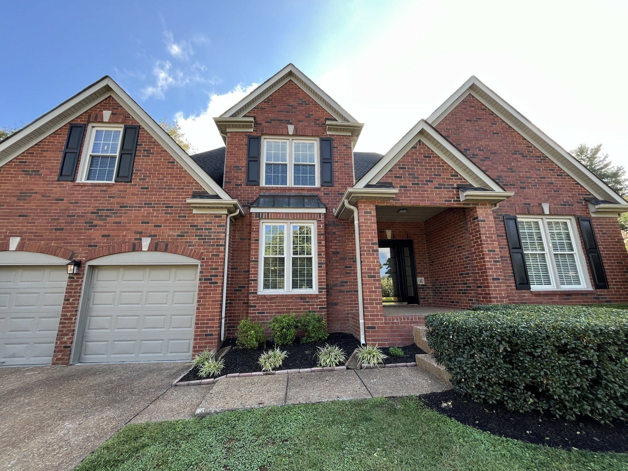 Property Photo:  2357 Wimbledon Cir  TN 37069 