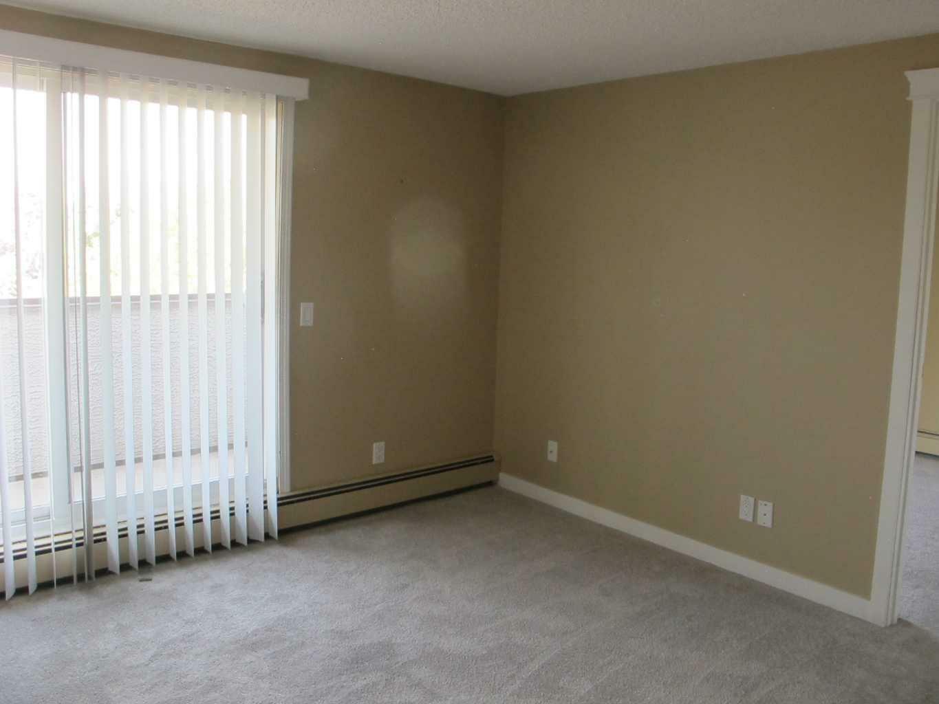 Property Photo:  280 Banister Drive 302  AB T1S 1Y5 