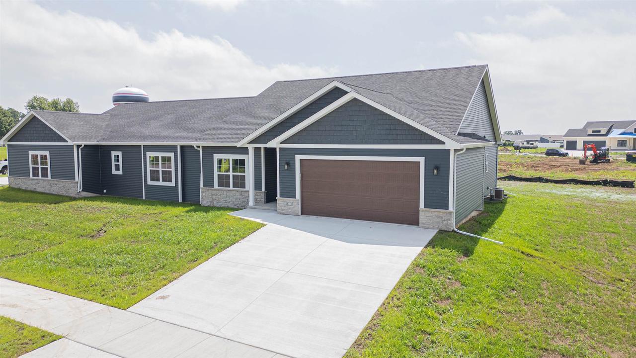 Property Photo: 167 East Ash Lane WI 53563