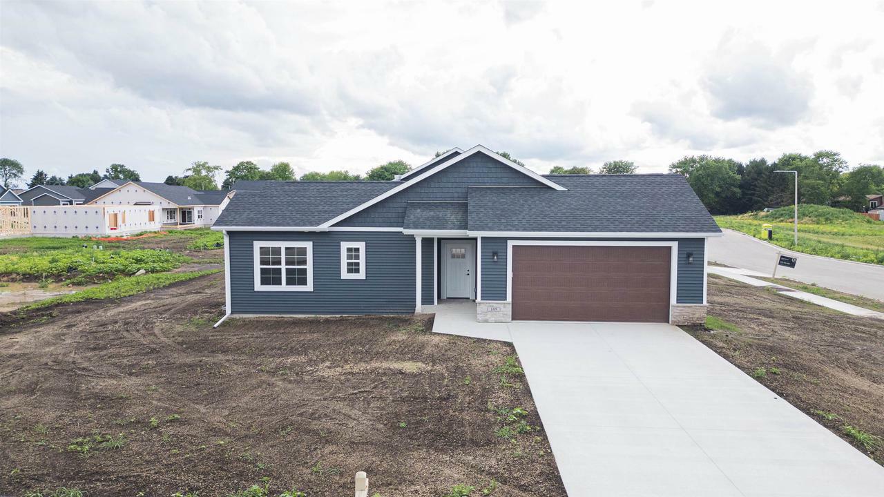 Property Photo: 889 Red Hawk Drive WI 53563