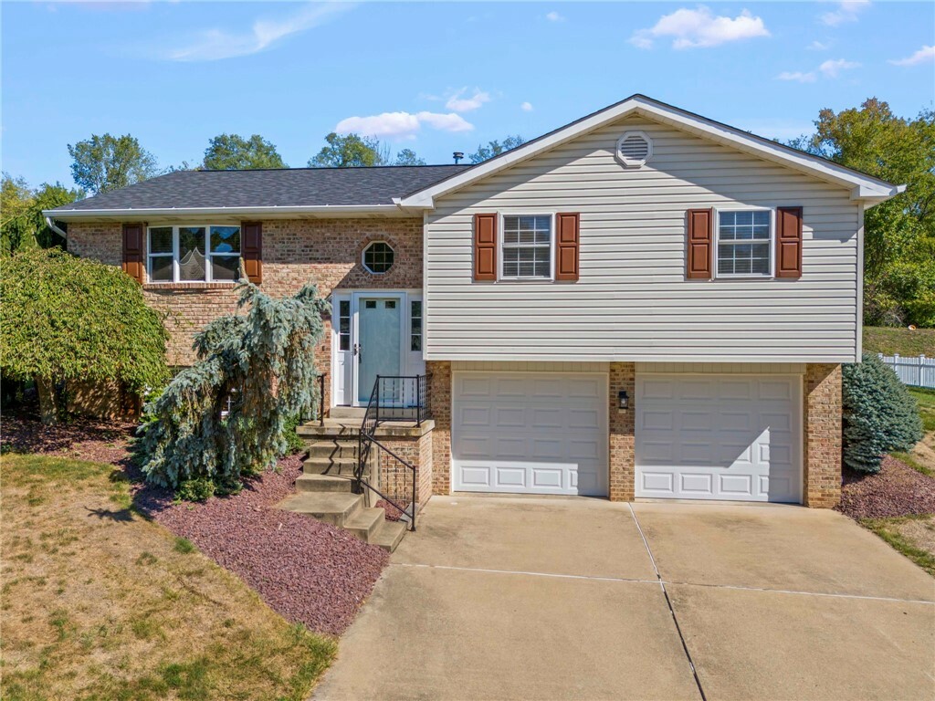 Property Photo: 2312 The Circle PA 15301