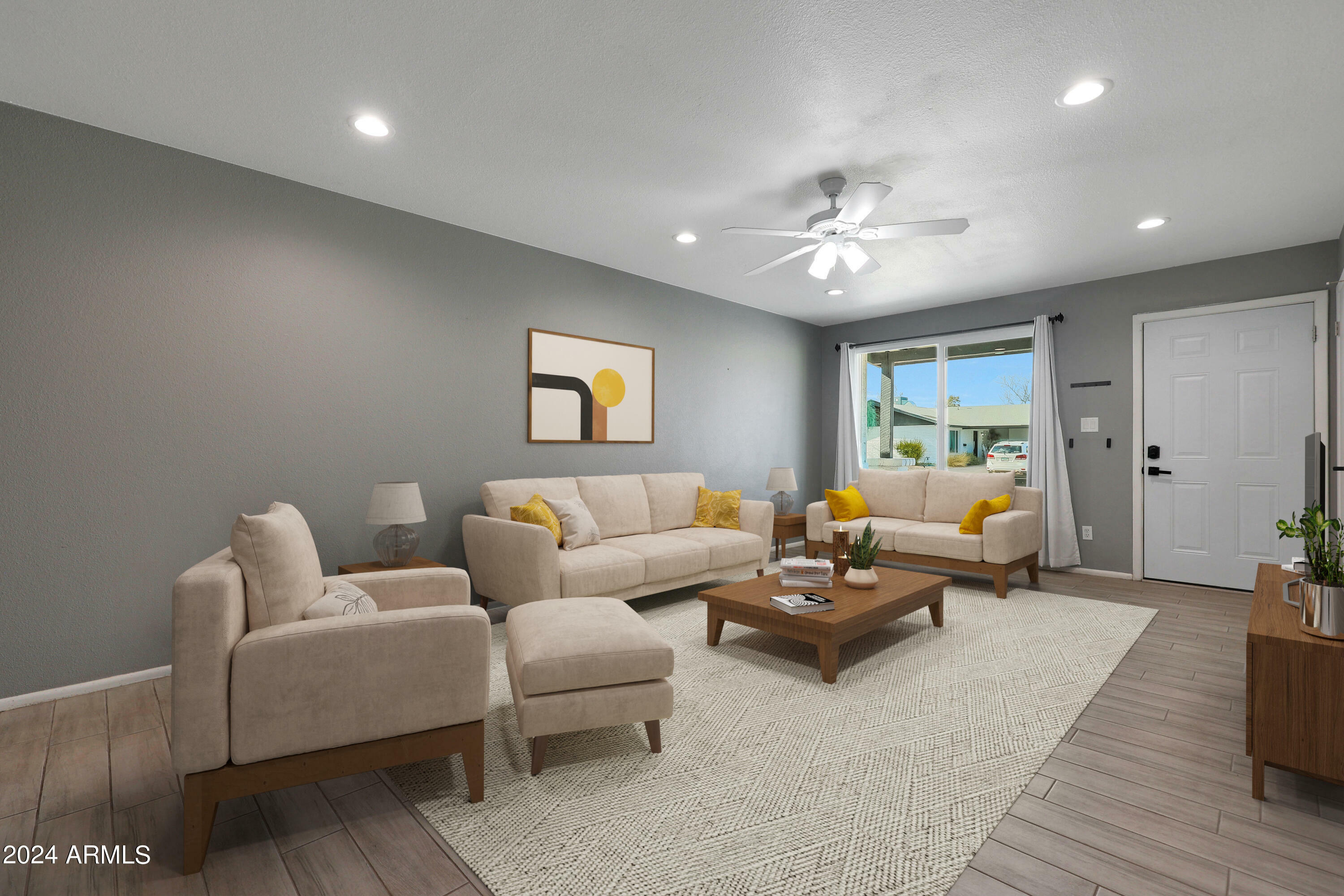 Property Photo: 2343 E Manhatton Drive AZ 85282