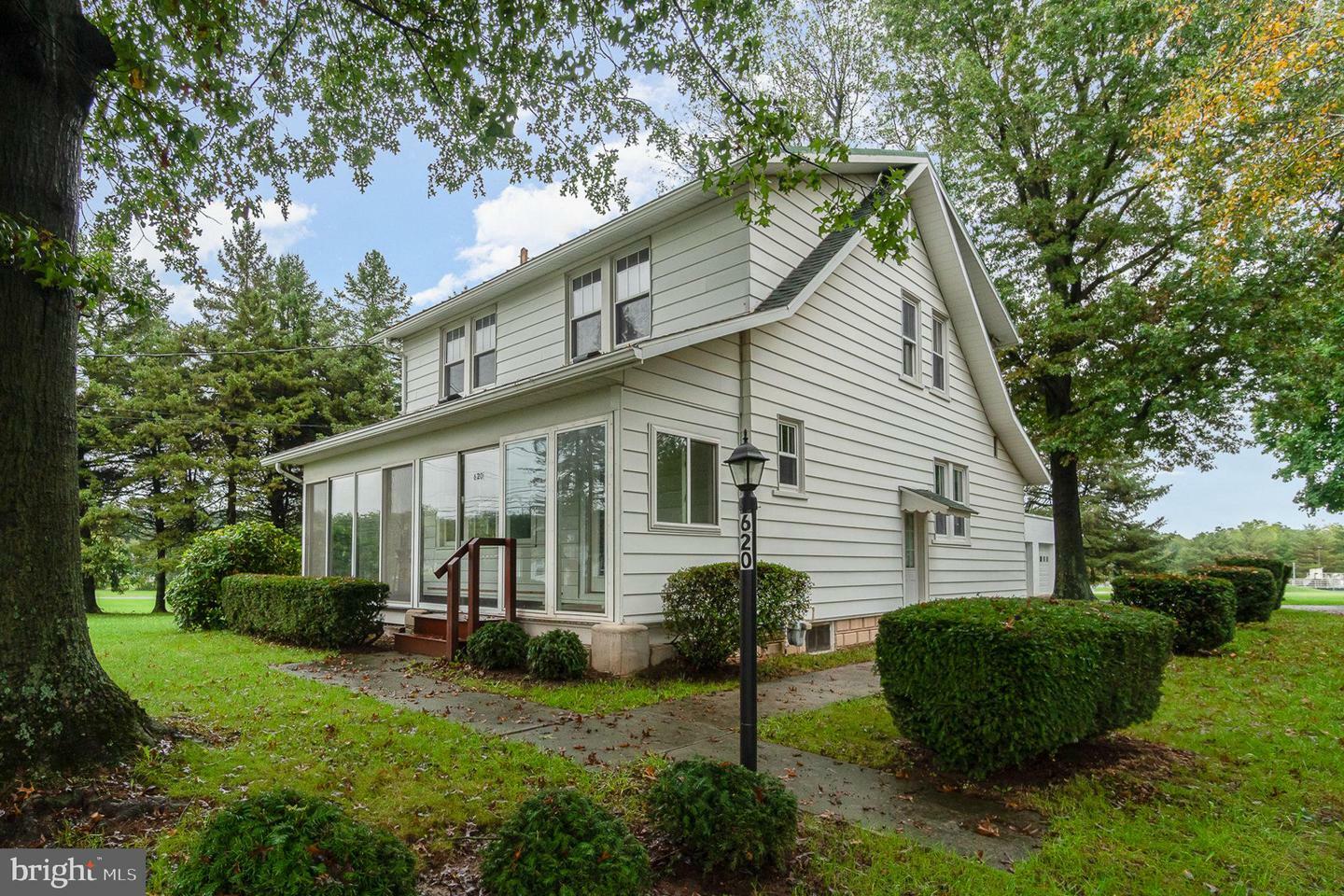 Property Photo:  620 Wyndamere Road  PA 17319 