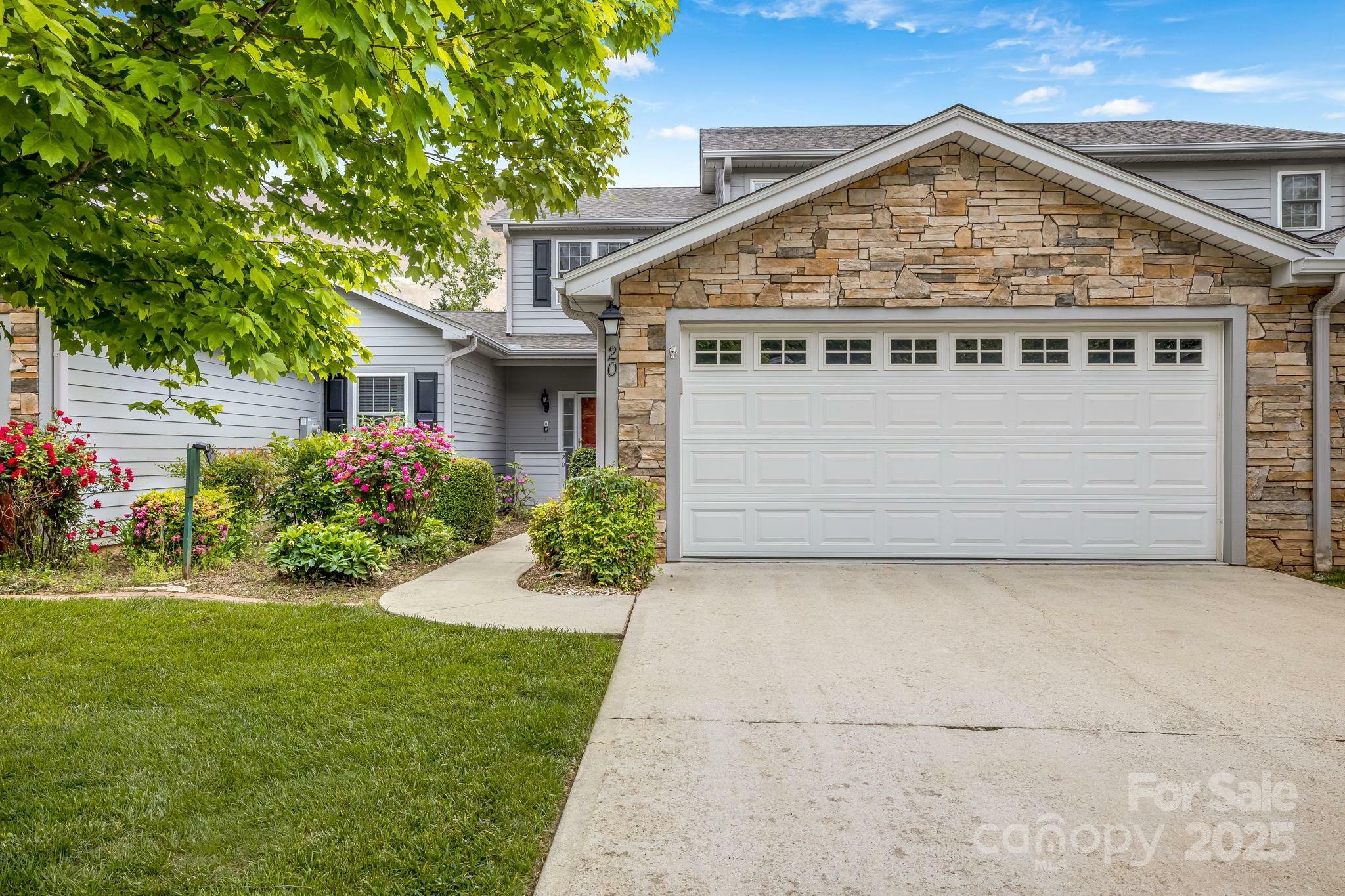 Property Photo:  20 Holiday Drive  NC 28704 