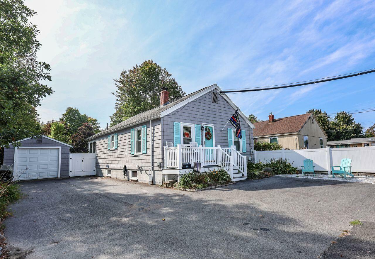 Property Photo:  201 Saco Avenue  ME 04064 