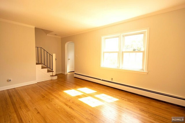 Property Photo:  464 Bergen Boulevard  NJ 07649 