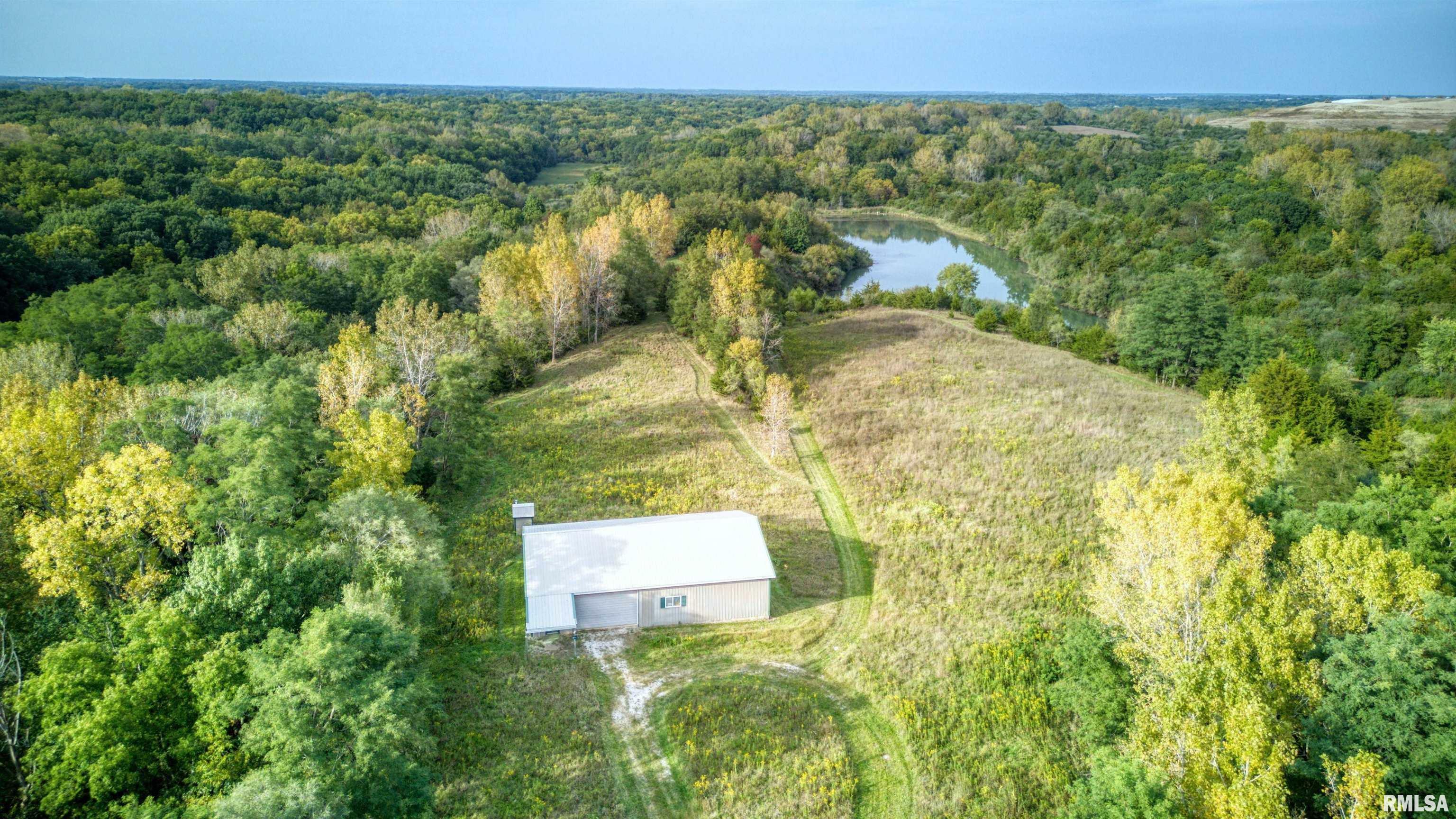 Property Photo:  13823 W Cottonwood Road  IL 61536 