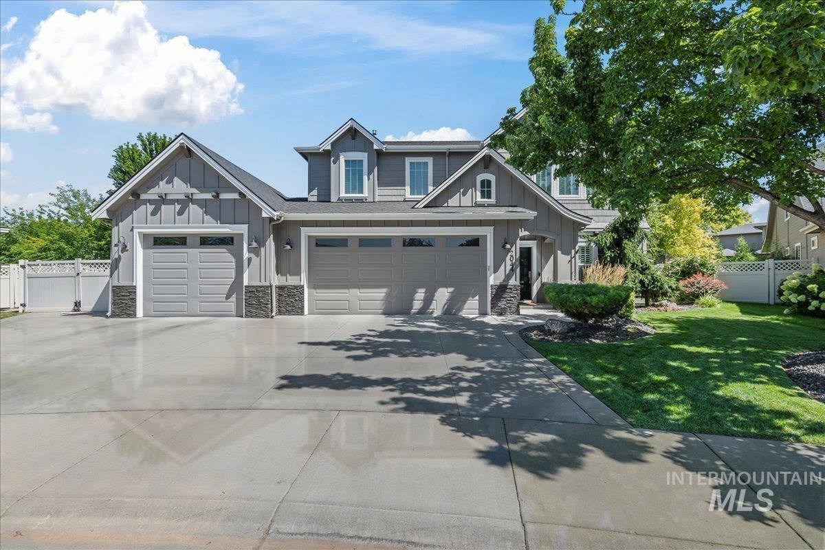 Property Photo:  2044 W Teano Dr  ID 83646 