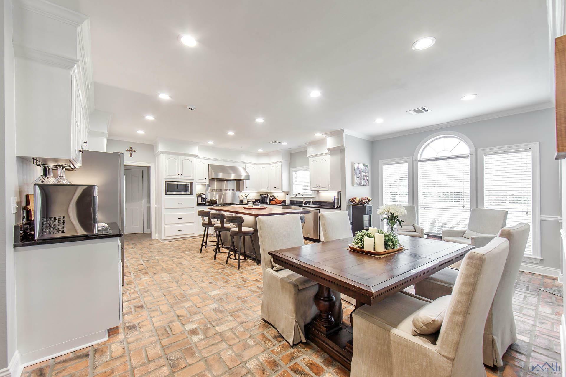 Property Photo: 21 Richland Row LA 70360