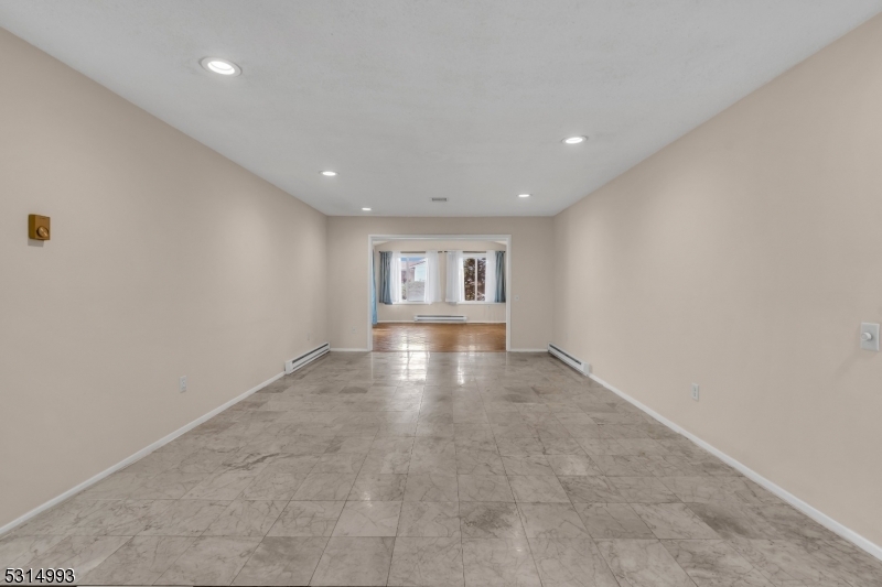 Property Photo:  42 Catalpa Plz B  NJ 08831 