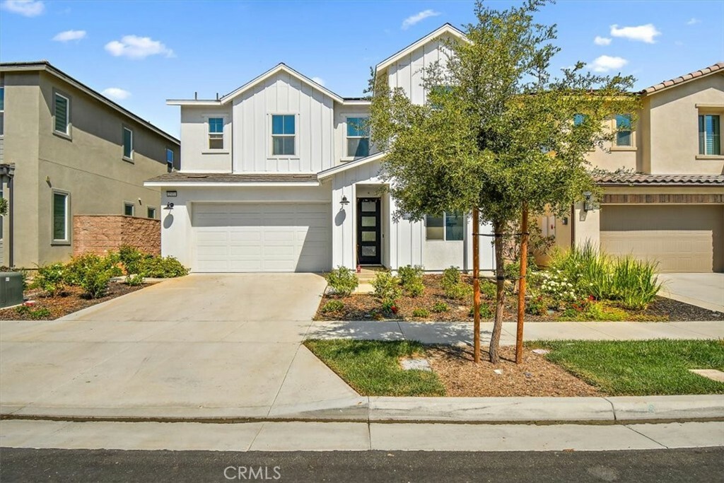 Property Photo:  2571 E Violet Lane  CA 91762 