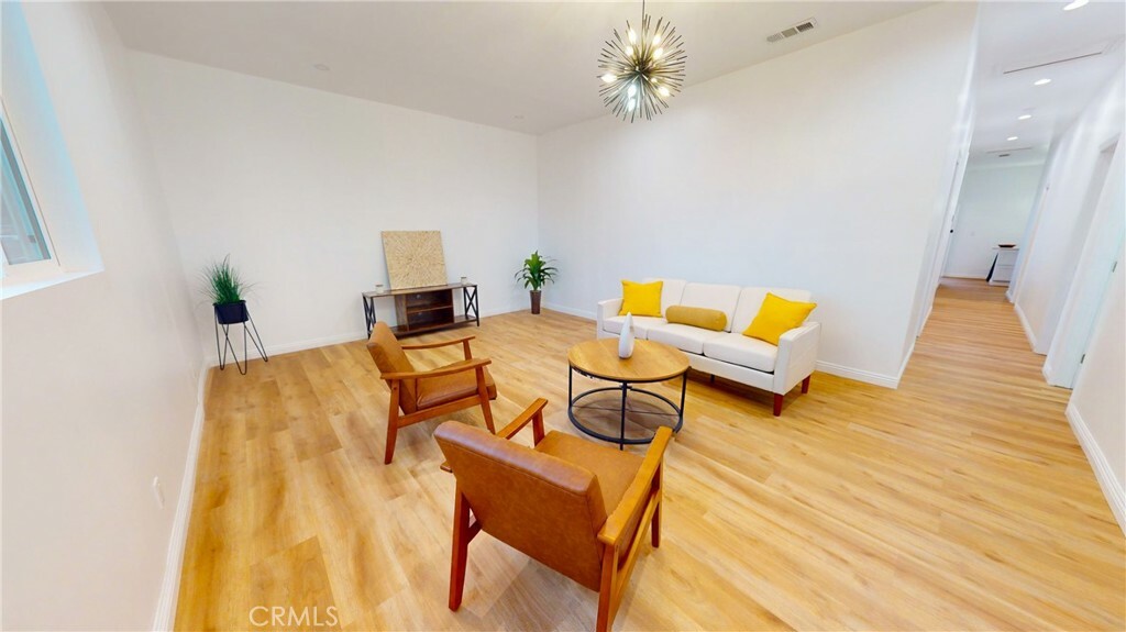 Property Photo:  411 W Plum Street  CA 90222 