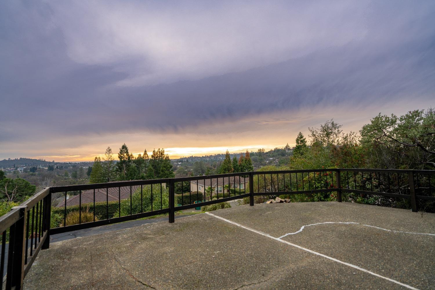 Property Photo: 2933 Knollwood Drive CA 95682