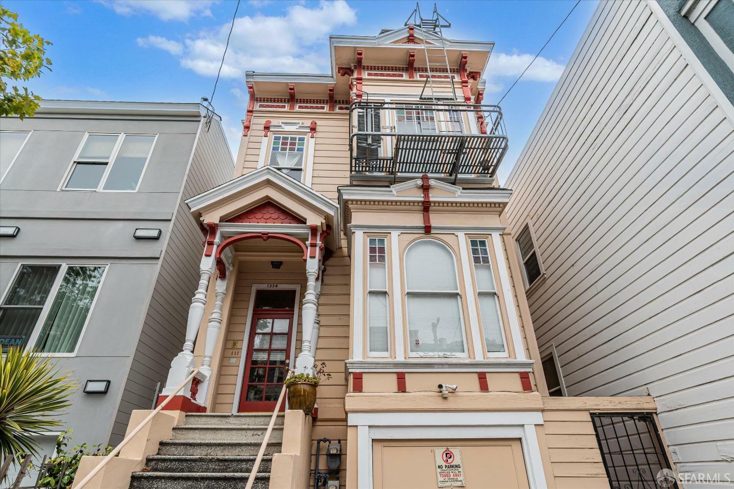 Property Photo:  1334 Hayes Street  CA 94117 