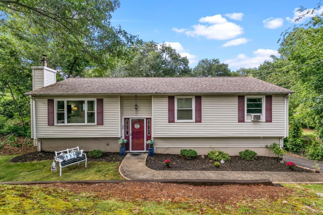 Property Photo:  43 Woodland Avenue  CT 06512 