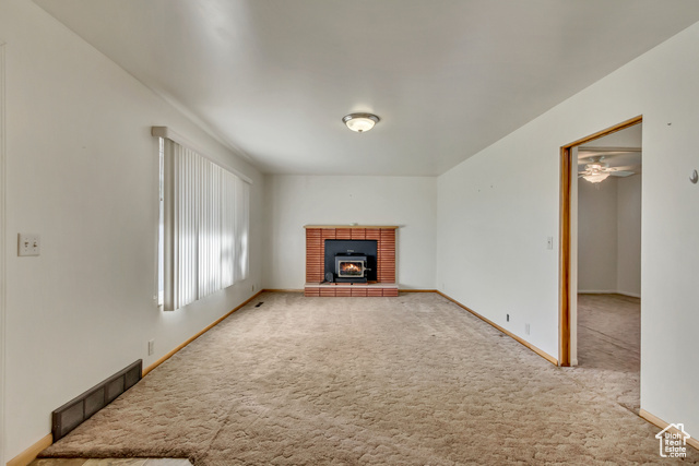 Property Photo:  68 N 400 E  UT 84050 