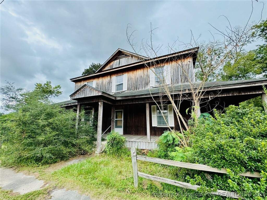 Property Photo:  103 Trinity Street  NC 28340 