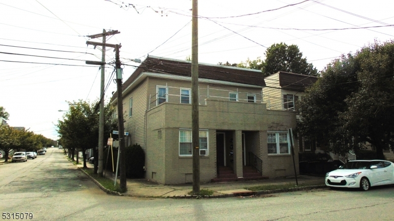 Property Photo:  26 Harrison St 3  NJ 07109 