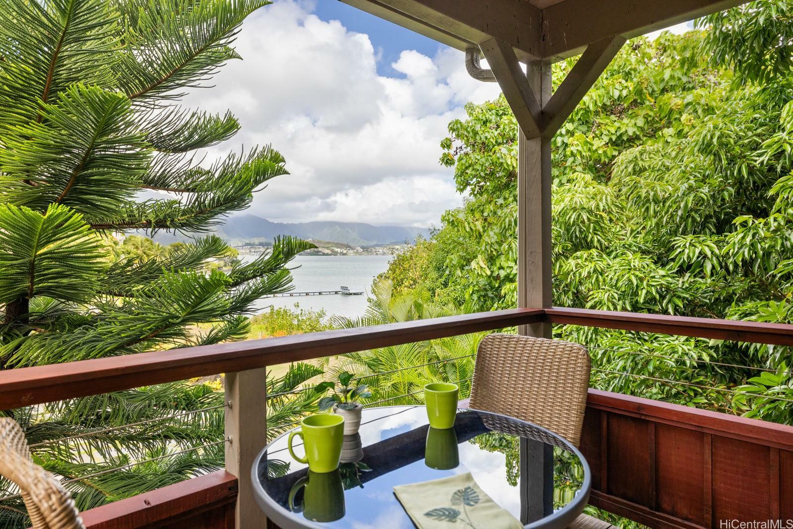 Property Photo:  44-585 Kaneohe Bay Drive  HI 96744 