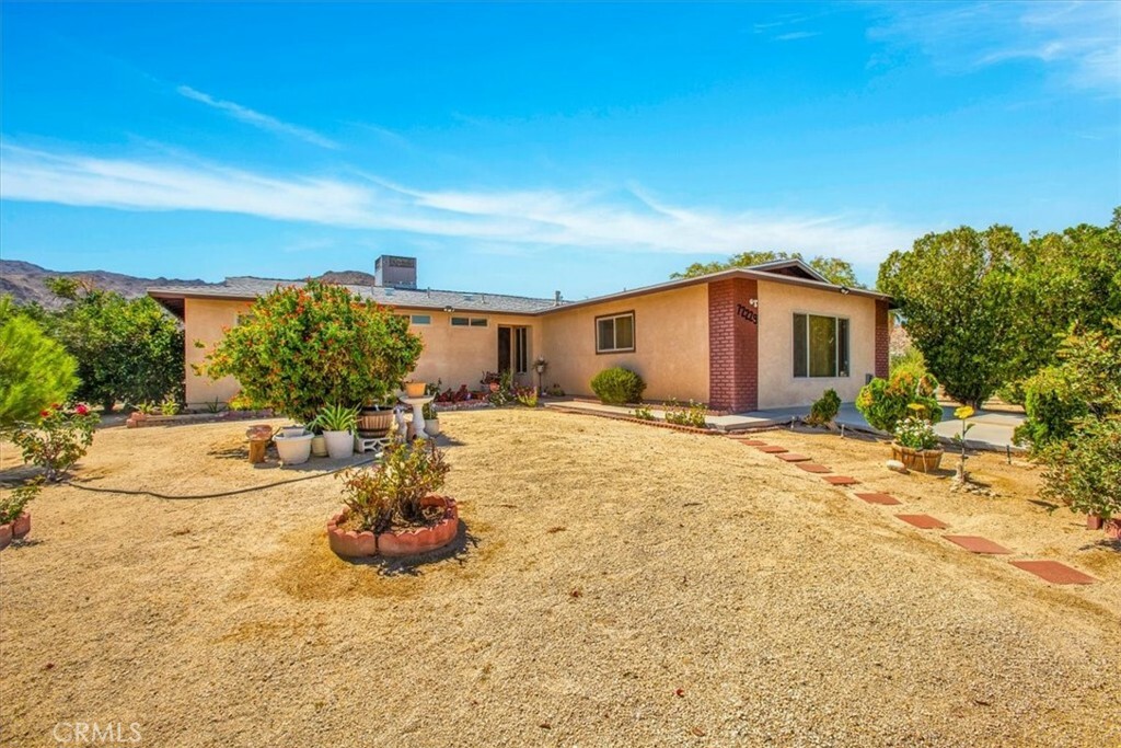 Property Photo:  72229 Old Dale Road  CA 92277 