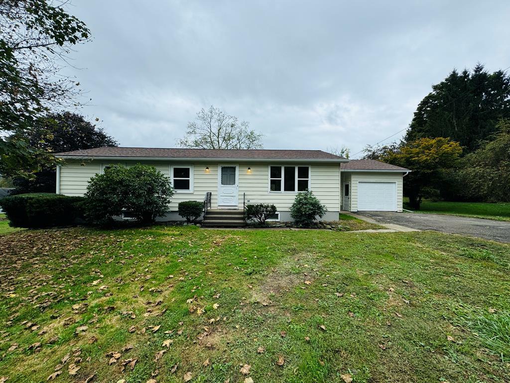 Property Photo:  453 Lake Rd  PA 18848 