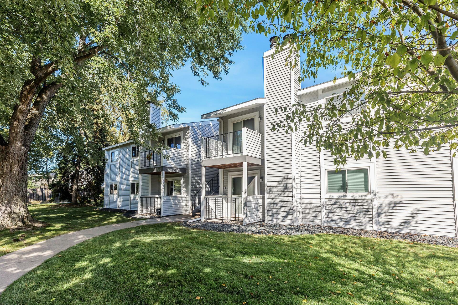 Property Photo:  1729 Fulham Street A  MN 55113 