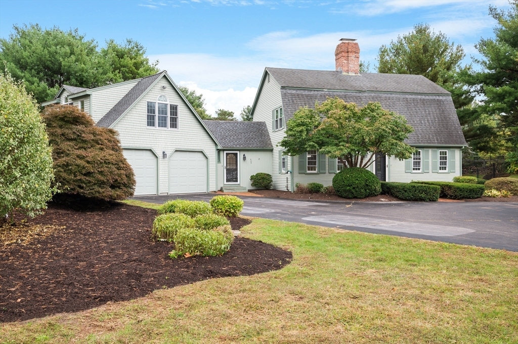 Property Photo:  27 West Barn Road  MA 02760 