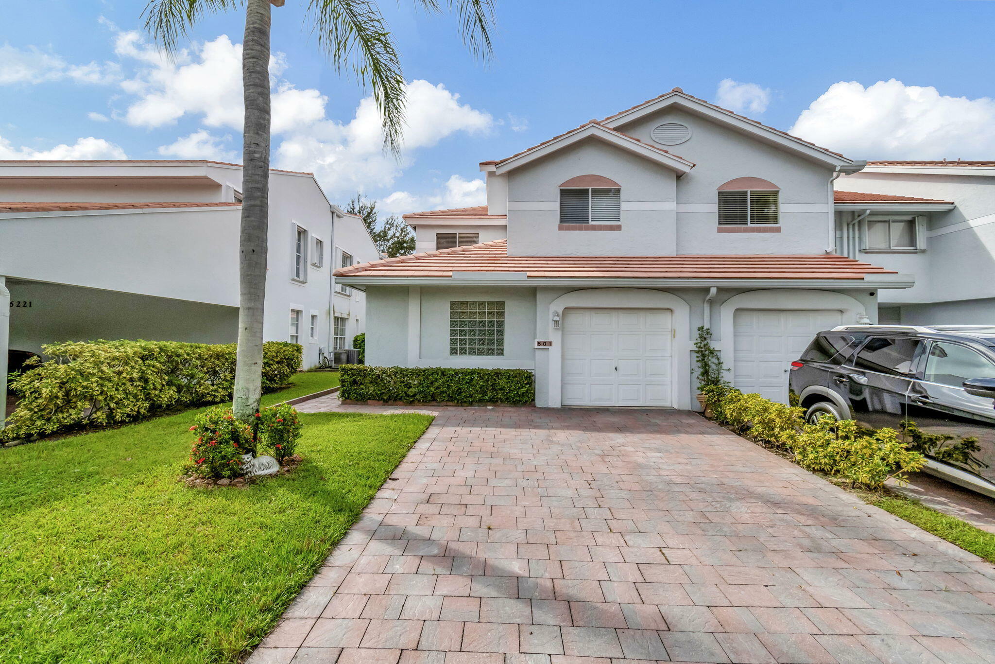 Property Photo:  6215 Old Court Road 501  FL 33433 