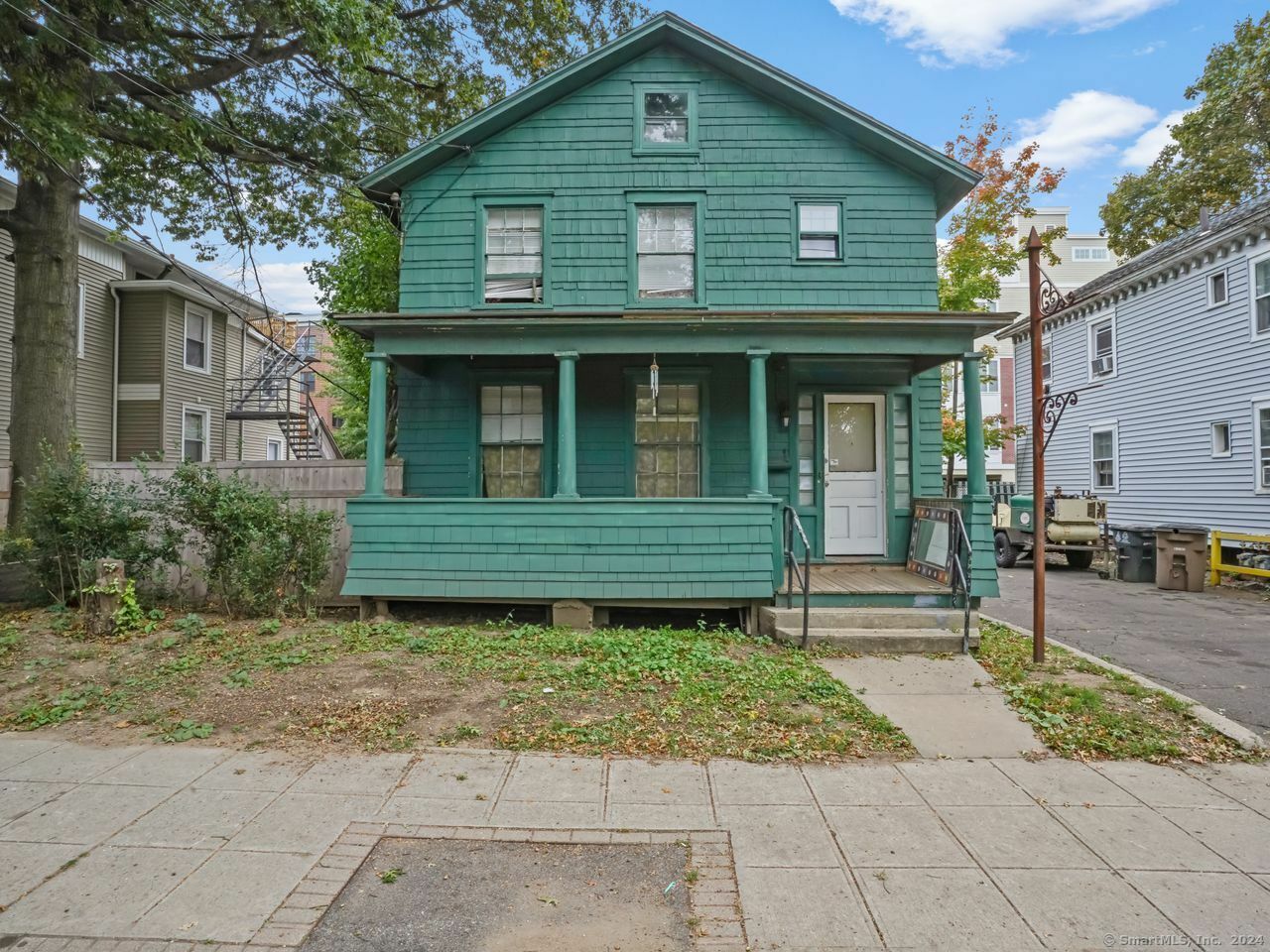 Property Photo:  117 North Street  CT 06901 