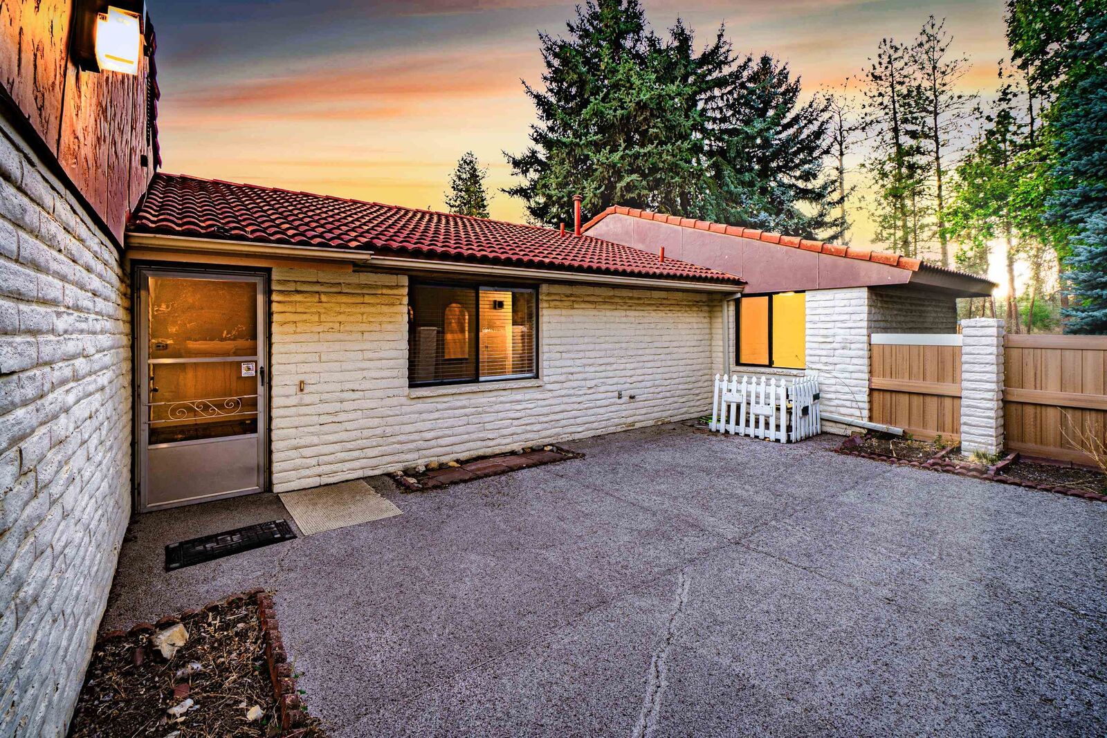 Property Photo: 8216 N Lemon Ln 7 WA 99026