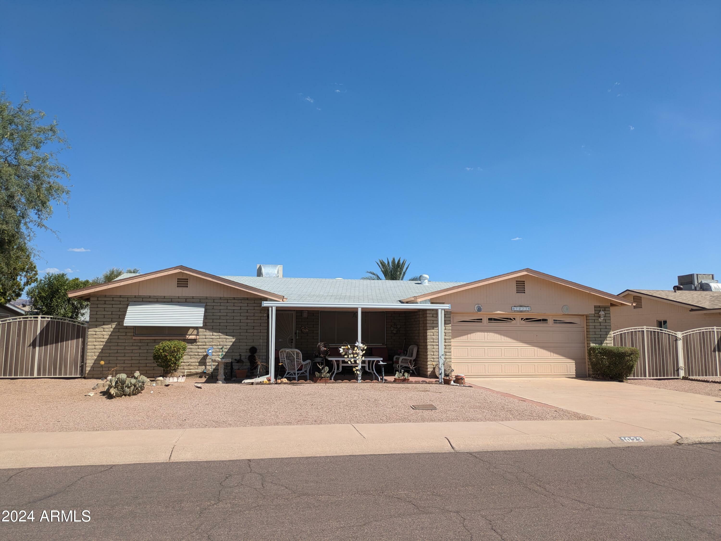 1023 S Ocotillo Drive  Apache Junction AZ 85120 photo