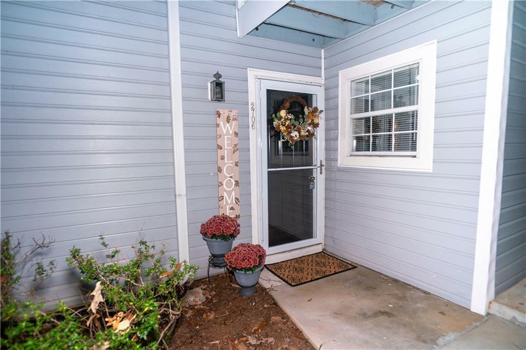 Property Photo:  2706 Suwanee Way SE 12  GA 30067 