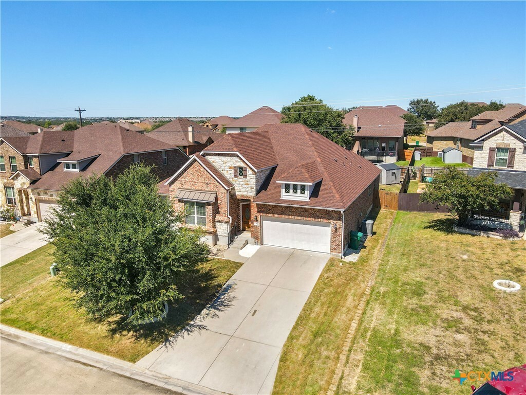 Property Photo:  815 Cathedral Court  TX 76548 