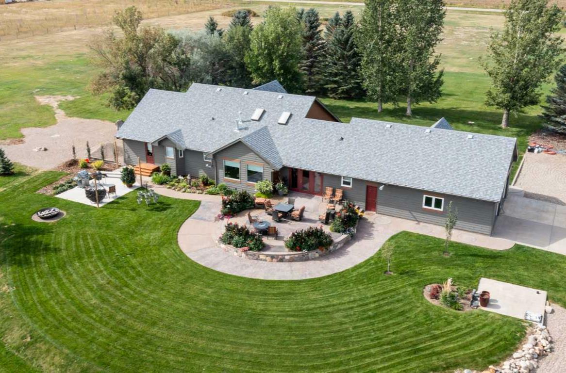 Property Photo: 93065 Range Rd 164 AB T1G 2C7