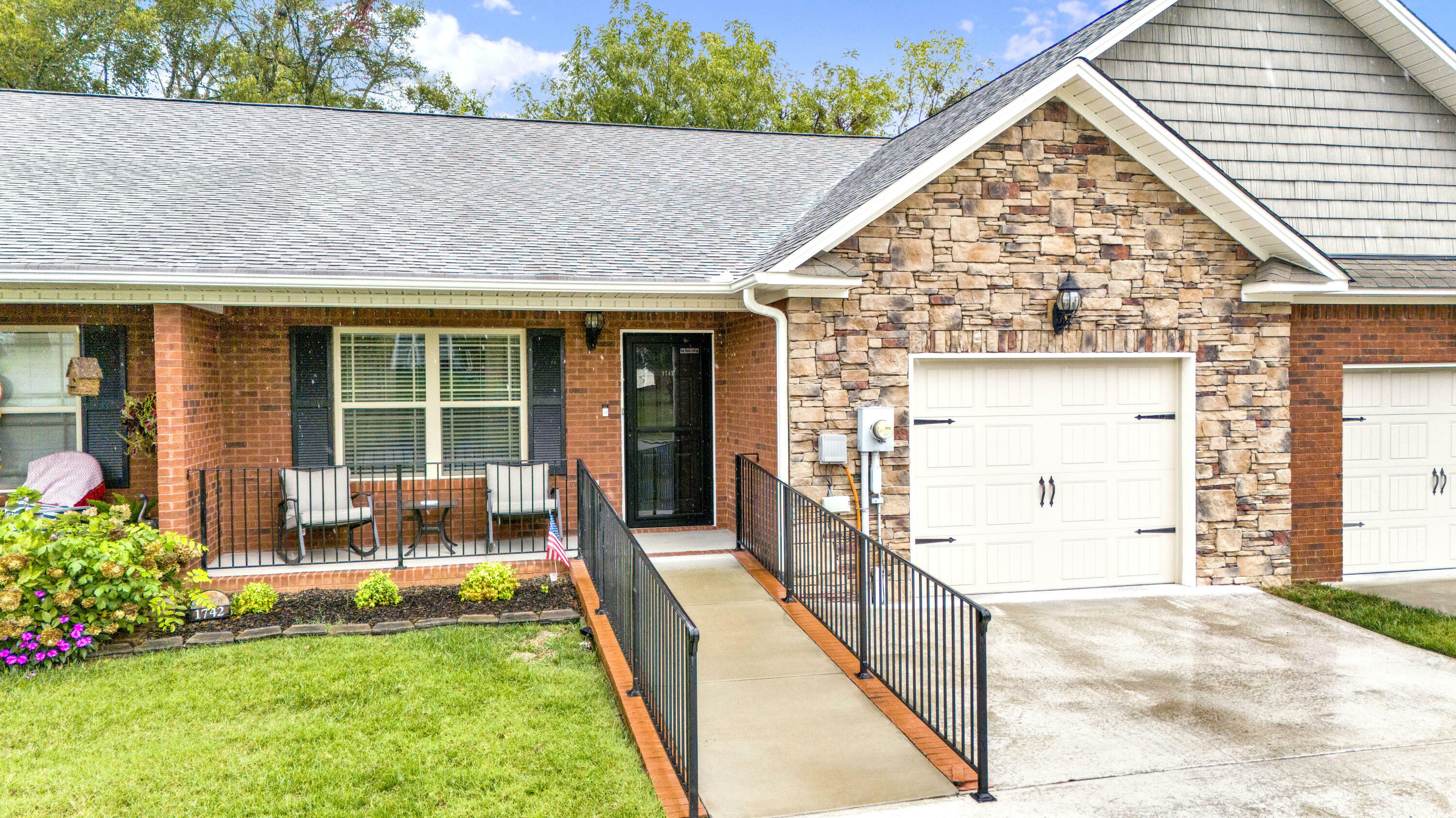 Property Photo:  1742 Chelsa Drive NE  TN 37323 