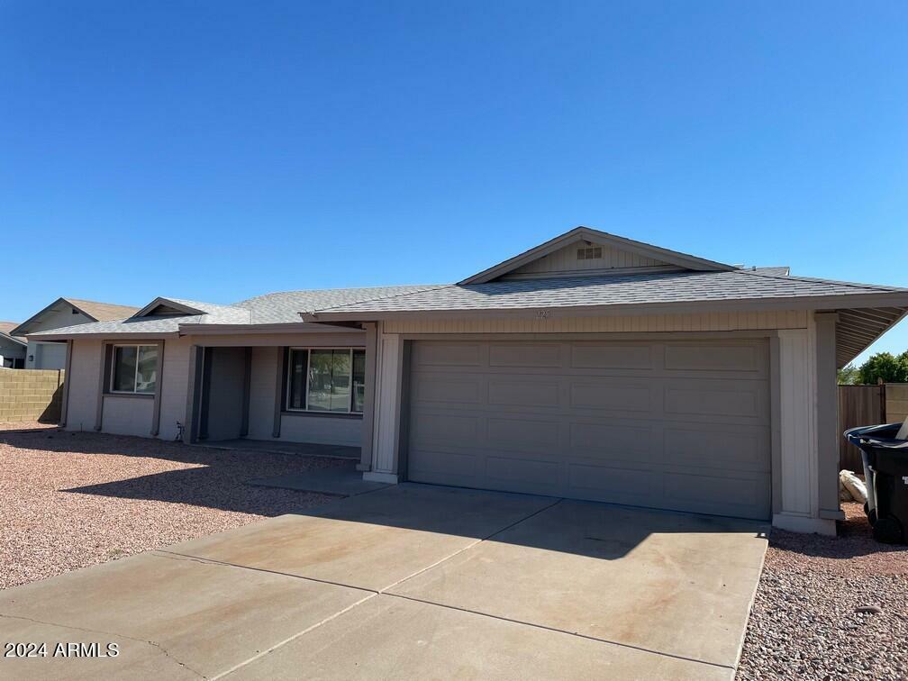 Property Photo:  225 E Strahan Drive  AZ 85283 