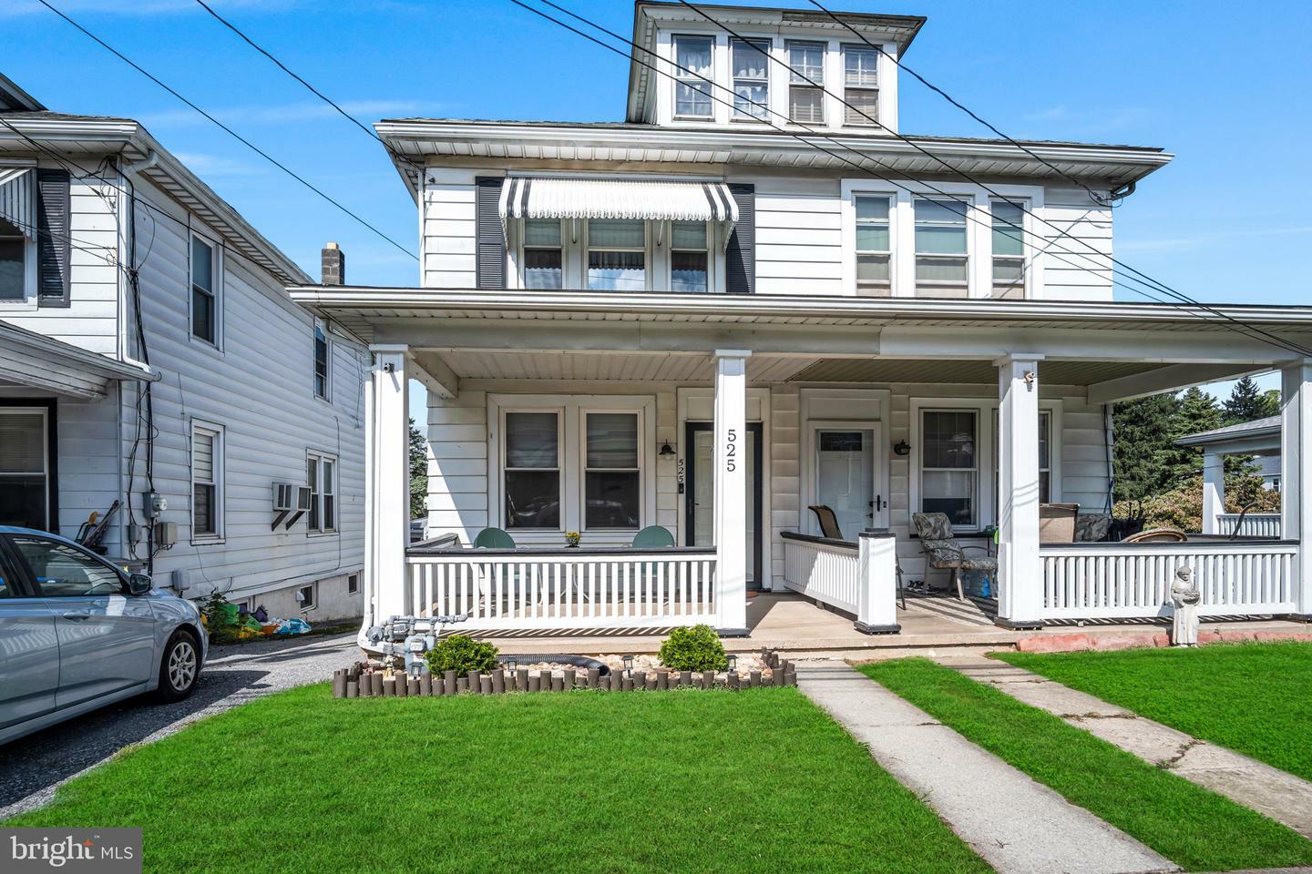 Property Photo:  525 Spruce Street  PA 17113 