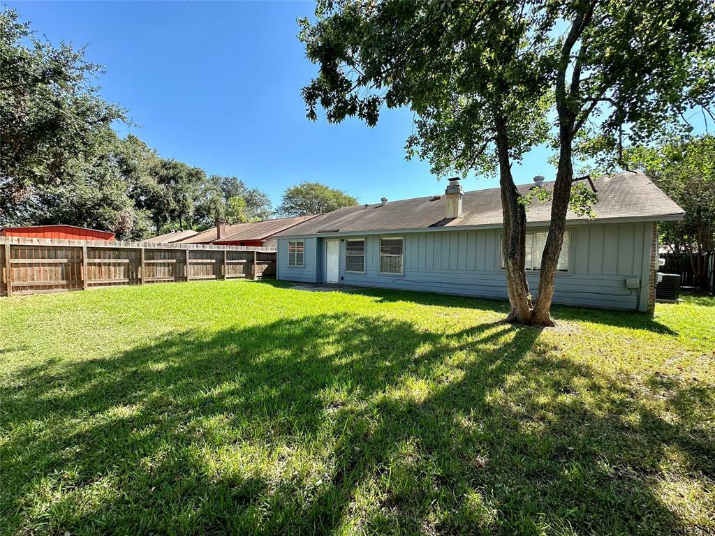 Property Photo:  14839 Beaconsfield Drive  TX 77015 