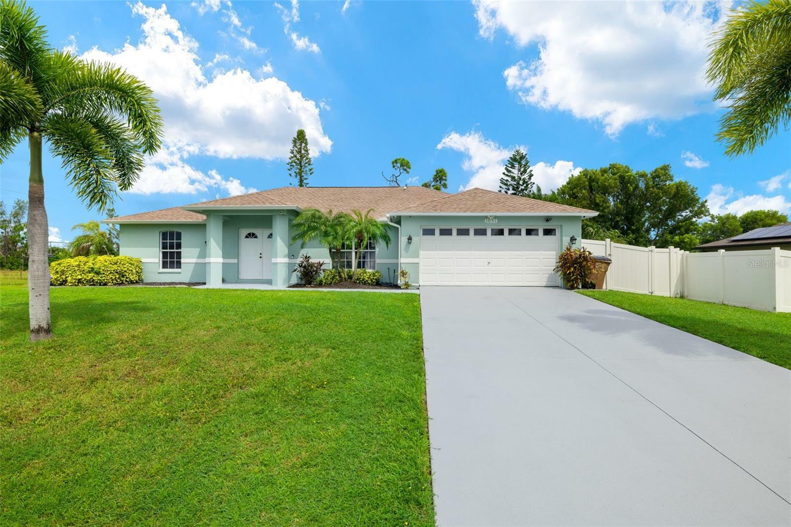 Property Photo:  1631 SW 22nd Terrace  FL 33991 