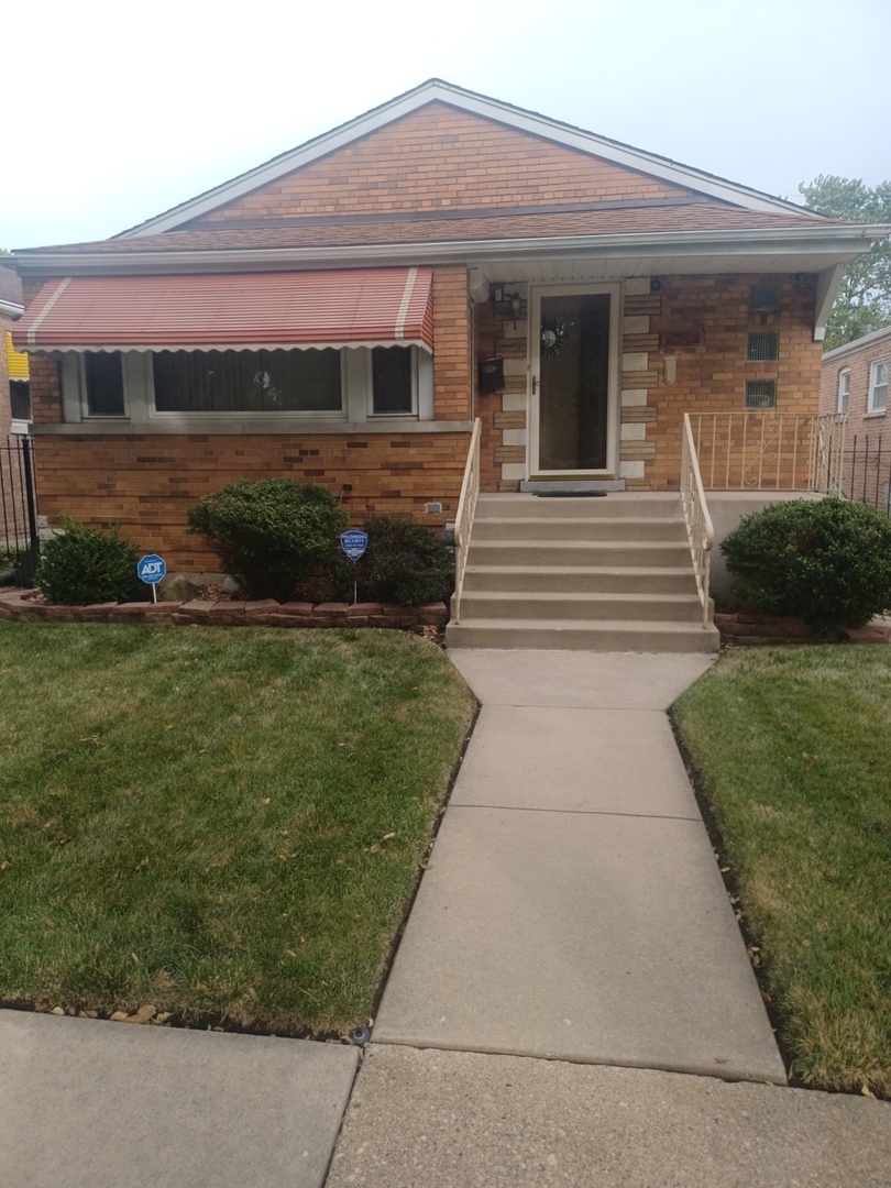 Property Photo:  12509 S Eggleston Avenue  IL 60628 