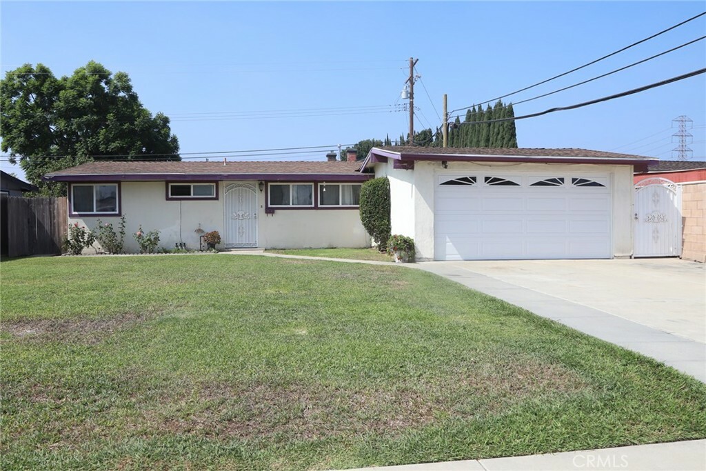 Property Photo:  10821 Rustic Lane  CA 92804 