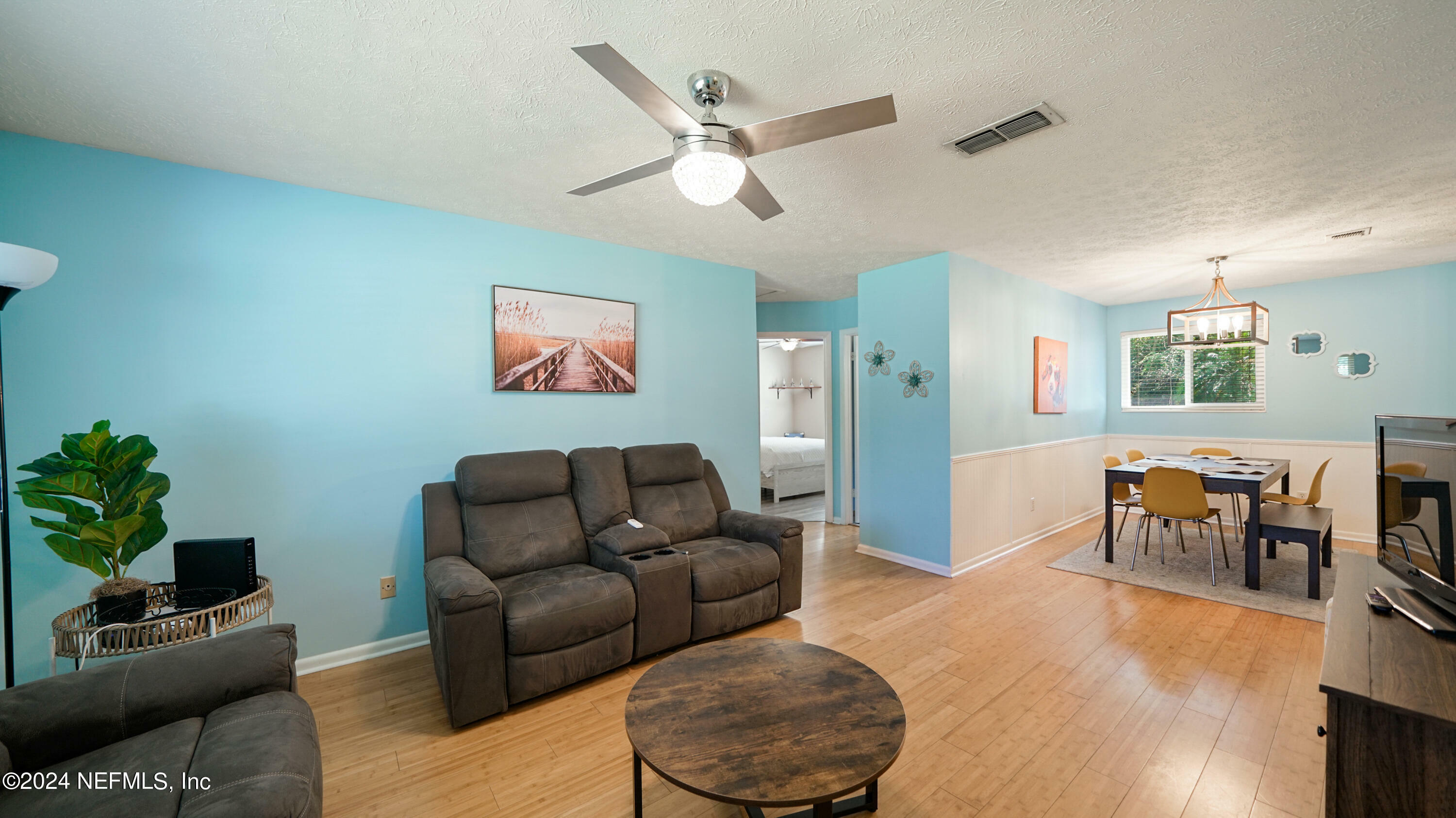 Property Photo:  1520 Republic Drive  FL 32250 