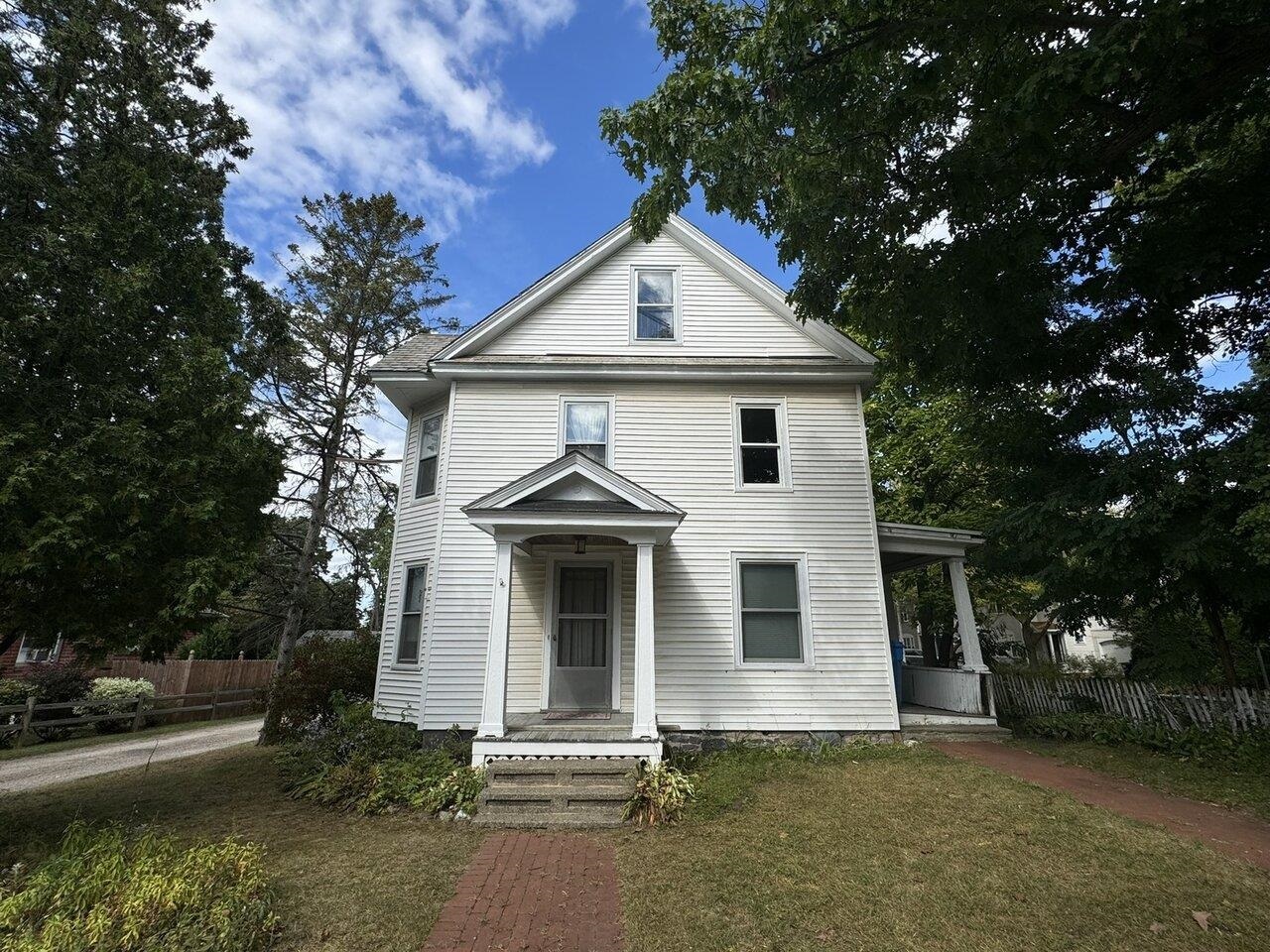 Property Photo:  442 North Street  VT 05401 