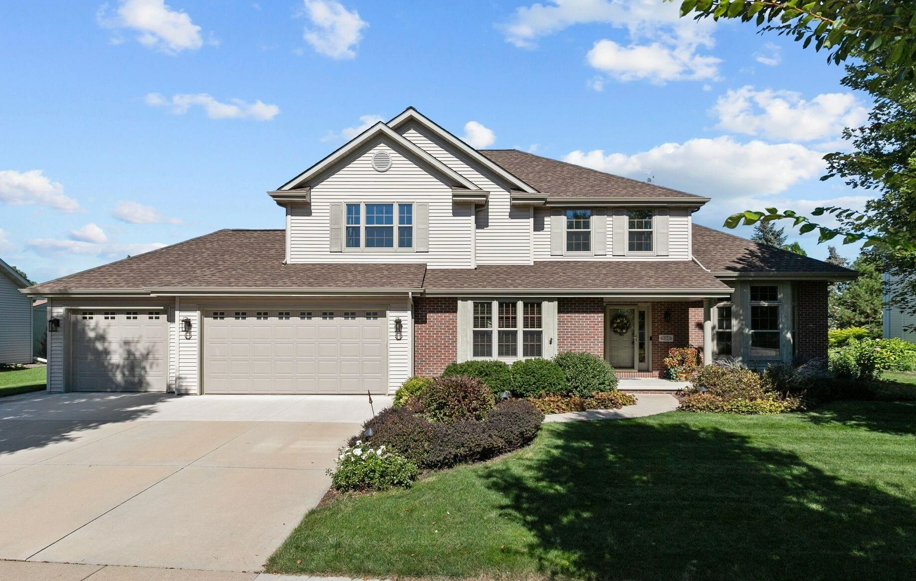 530 E Carrington Lane  Appleton WI 54913 photo