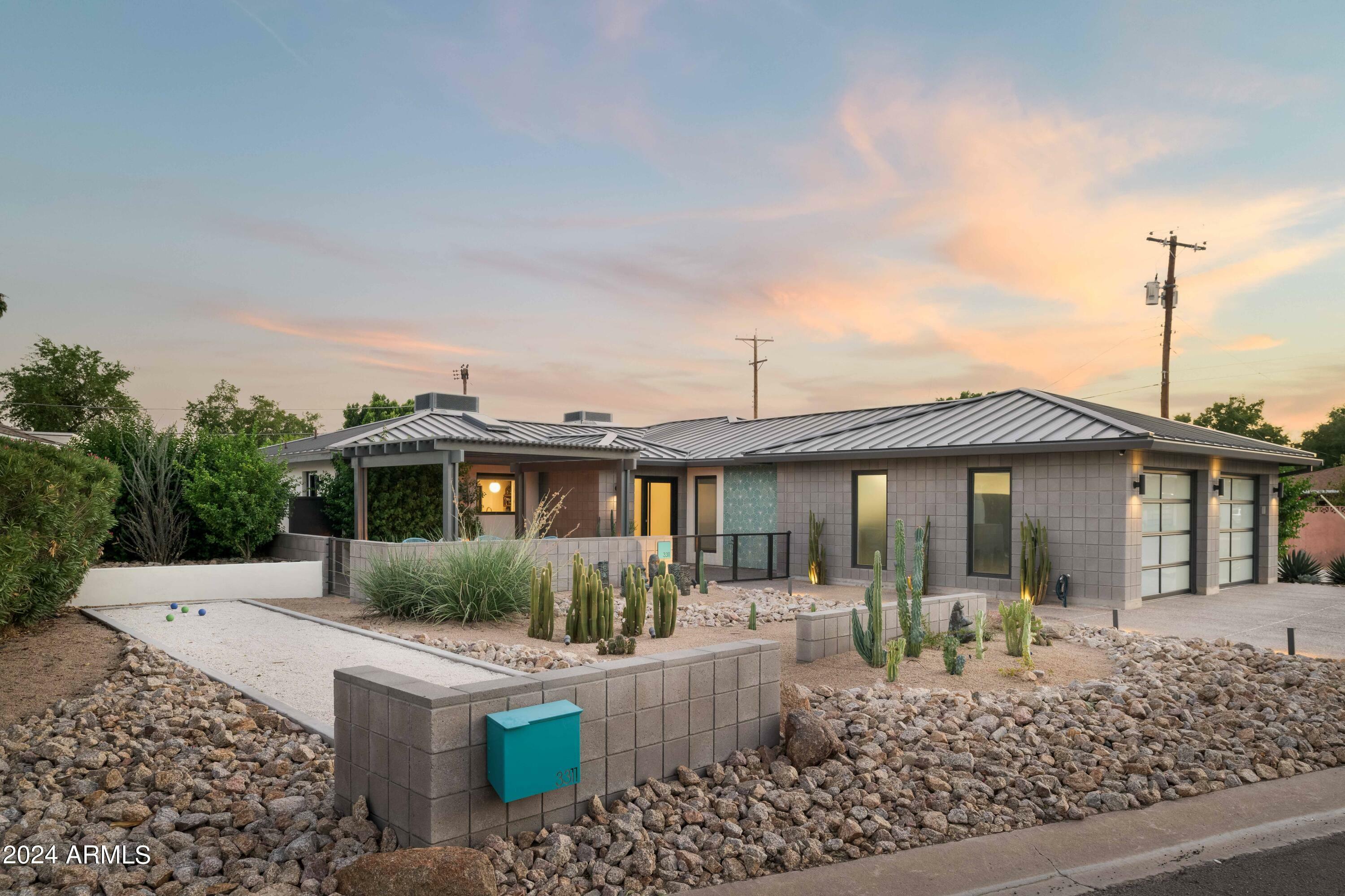 Property Photo:  3311 E Oregon Avenue  AZ 85018 