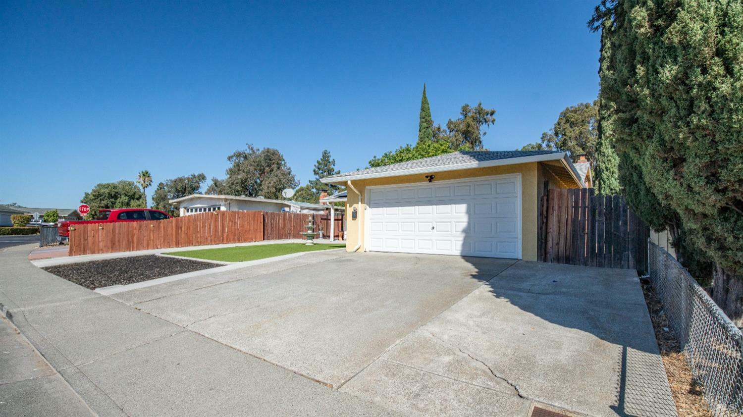 Property Photo:  352 E Alaska Avenue  CA 94533 