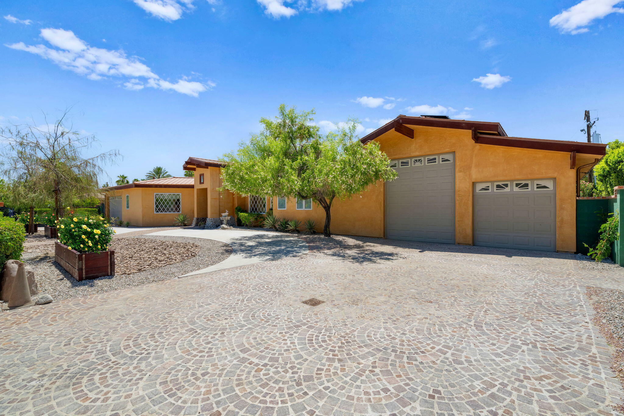 1165 E Via Altamira  Palm Springs CA 92262 photo