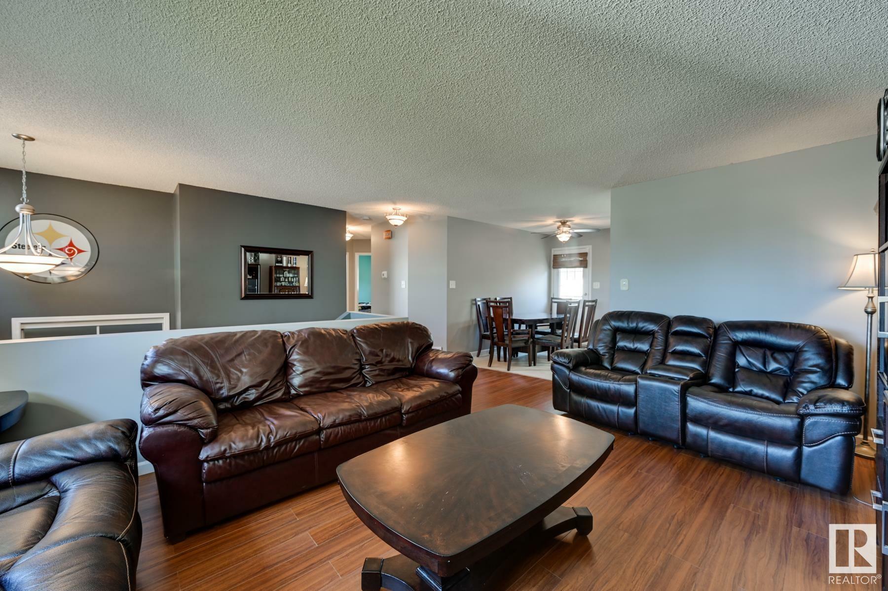 Property Photo:  25 Riverpointe Drive  AB T8L 4H4 