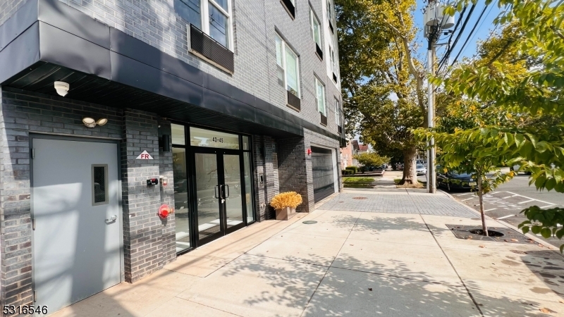 Property Photo:  43 W 32nd St 503  NJ 07002 