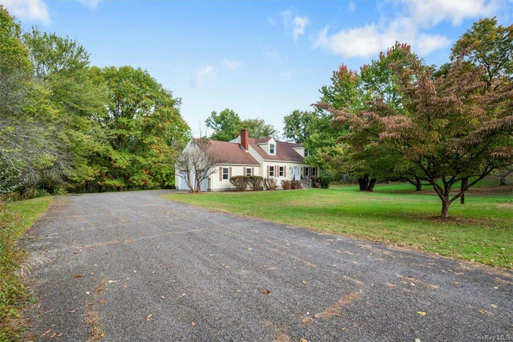 Property Photo:  5 Fox Hill Road  NY 10990 